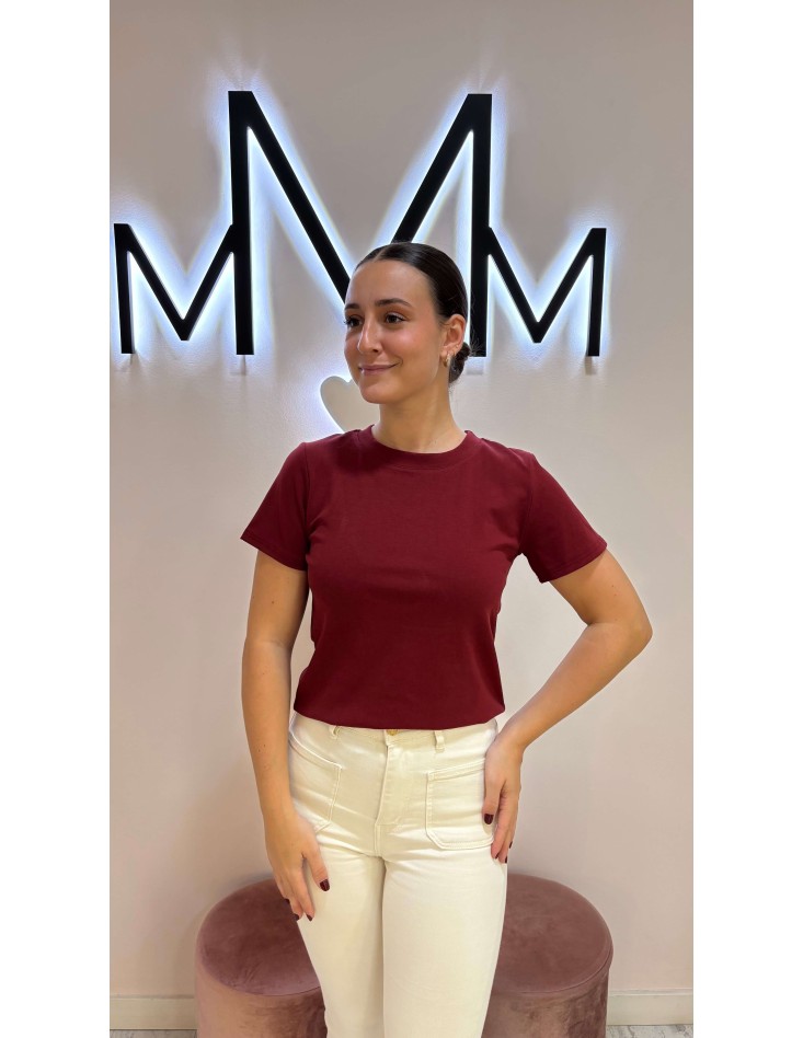 Camiseta Básica Burdeos