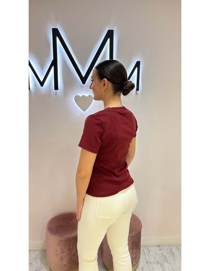 Camiseta Básica Burdeos