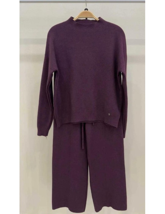 Conjunto Punto Berenjena